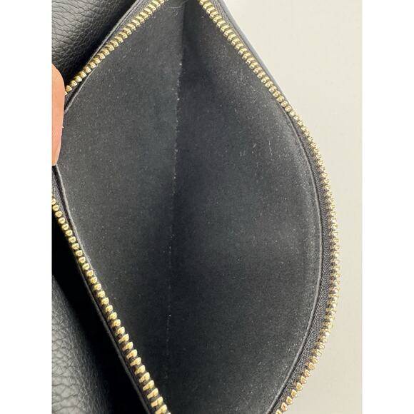 Louis Vuitton Calfskin Lockme Phone Chain Pouch in Vanille and Black B-6 - Picture 10 of 16